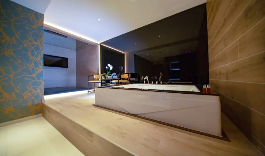 Avar Hotel Mtrafred - Kedvezmnyes r csaldok rszreak reggelivel (1 jtl)