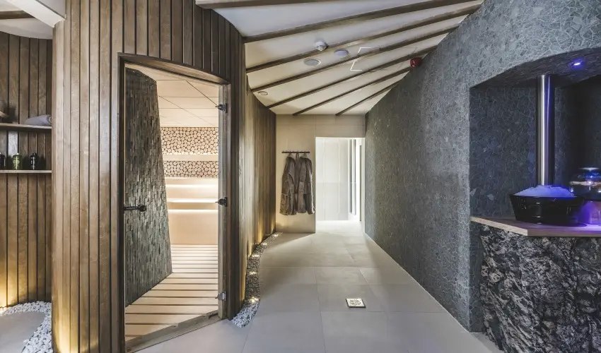 Avar Hotel Mtrafred - Kedvezmnyes r csaldok rszreak reggelivel (1 jtl)