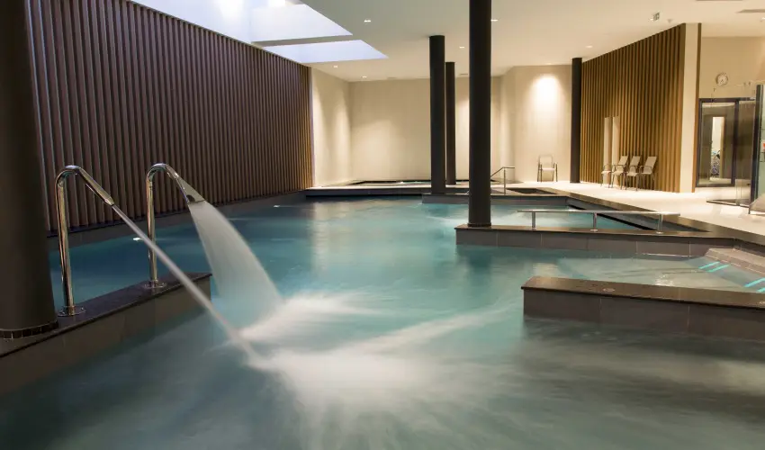 Avar Hotel Mtrafred - Kedvezmnyes r csaldok rszreak reggelivel (1 jtl)