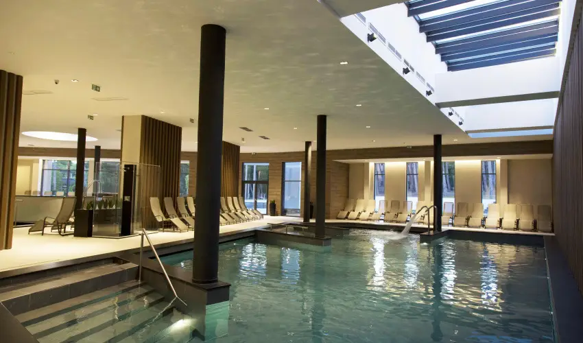 Avar Hotel Mtrafred - Kedvezmnyes r csaldok rszreak reggelivel (1 jtl)