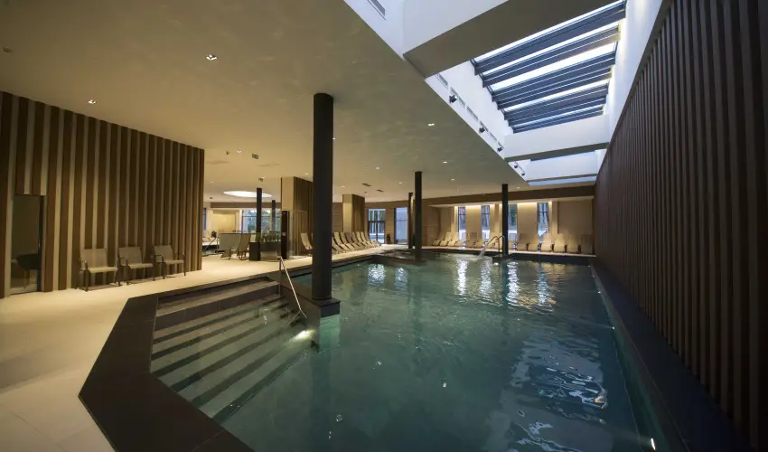 Avar Hotel Mtrafred - Kedvezmnyes r csaldok rszreak reggelivel (1 jtl)