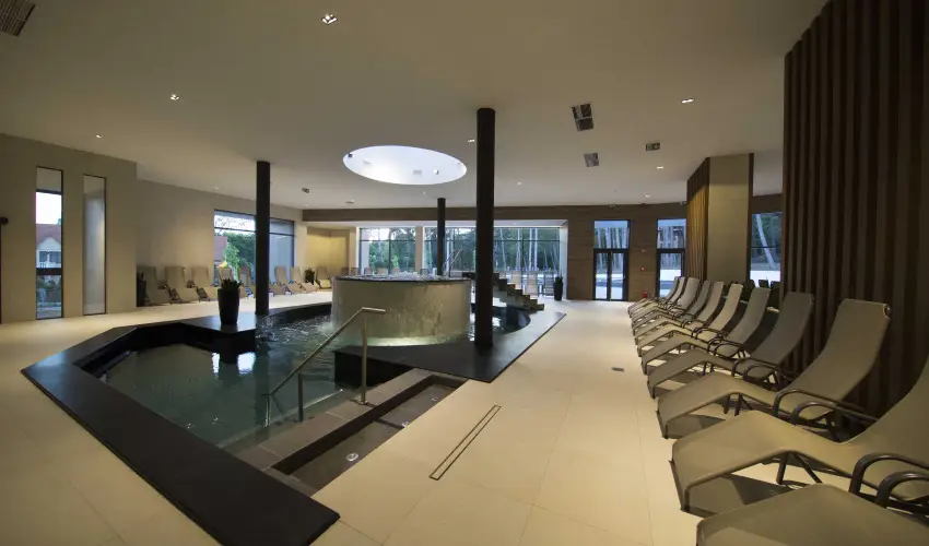 Avar Hotel Mtrafred - Kedvezmnyes r csaldok rszreak reggelivel (1 jtl)