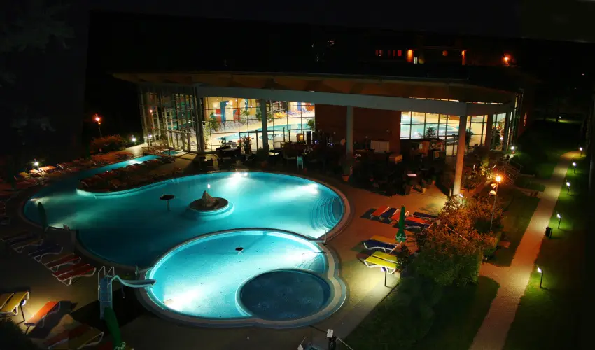 Hotel Azúr Siófok - Kedvezményes ajánlat - teljes előrefizetéssel (min. 3 éj)