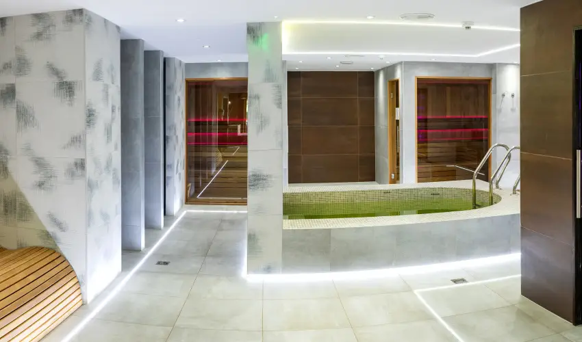 Hotel Azúr Siófok - Kedvezményes ajánlat - teljes előrefizetéssel (min. 3 éj)