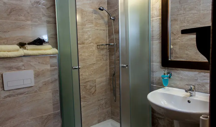 Hotel Bacchus Keszthely - Kedvezmnyes r csaldok rszreak reggelis elltssal (1 jtl)