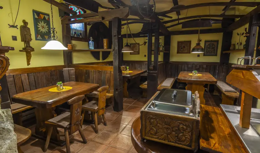 Hotel Bacchus Keszthely - Kedvezmnyes r csaldok rszreak reggelis elltssal (1 jtl)