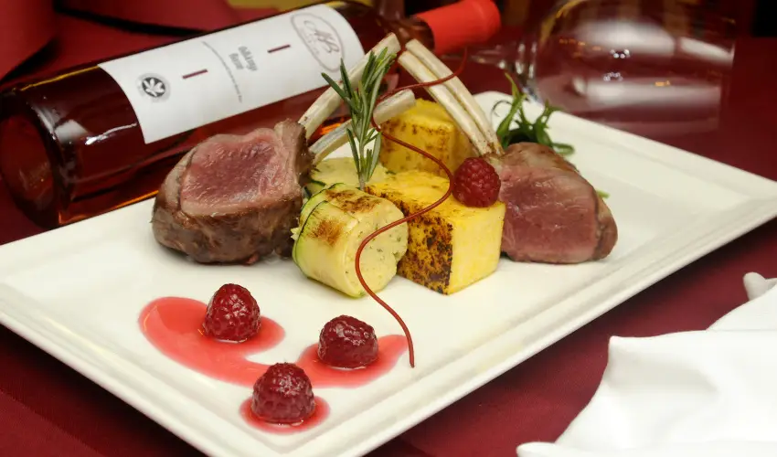 Hotel Benczr Budapest - Kedvezmnyes r csaldok rszreak nelltssal (1 jtl)