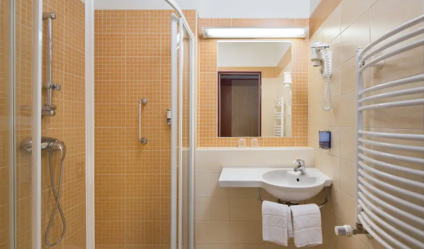 Hotel Benczr Budapest - Kedvezmnyes r csaldok rszreak nelltssal (1 jtl)