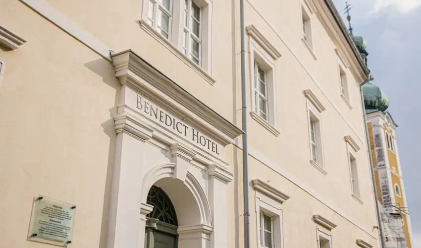 Hotel Benedict Kszeg - Legjobb r reggelivel (1 jtl)