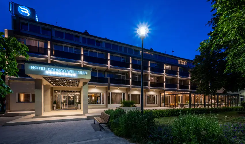 Hotel Bodrog Wellness & Elix Spa S�rospatak - F�lpanzi�s kedvezm�nyes �r (min. 2 �j)