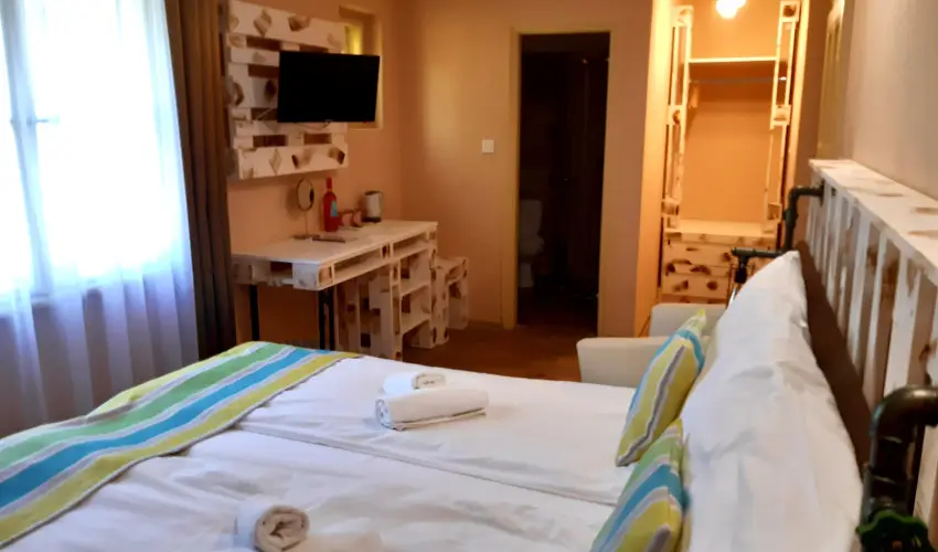 Hotel Carpe Diem Si�fok - Kedvezm�nyes �r csal�dok r�sz�reak reggelis ell�t�ssal (1 �jt�l)