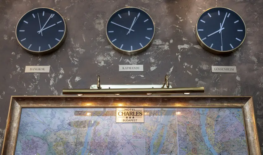 Hotel Charles Budapest - Vissza nem t�r�tend� �r reggelivel 