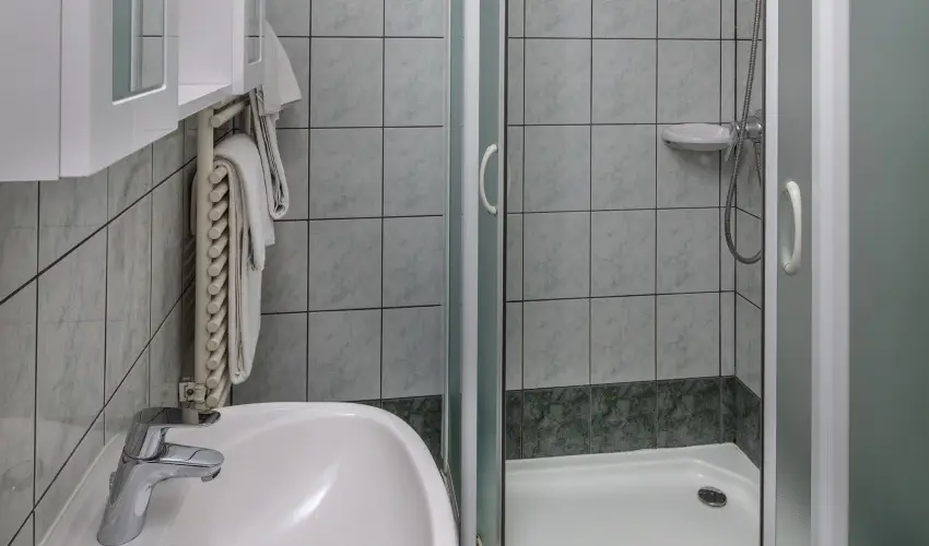 Hotel Charles Budapest - Vissza nem t�r�tend� �r reggelivel 