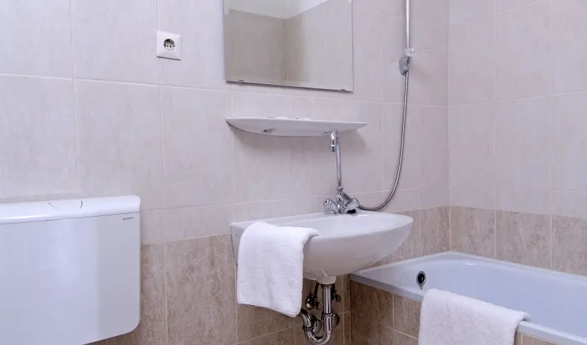 Hotel Charles Budapest - Vissza nem t�r�tend� �r reggelivel 
