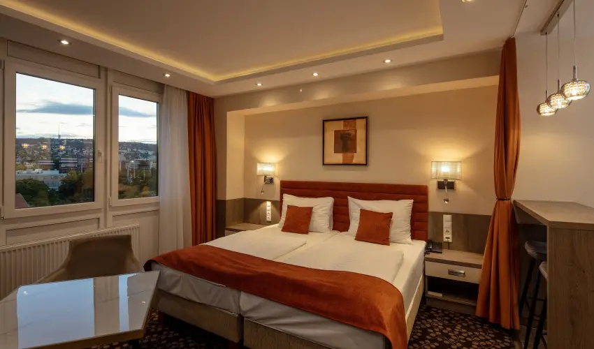 Hotel Charles Budapest - Vissza nem t�r�tend� �r reggelivel 