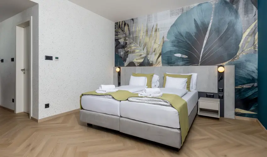 Hotel Energy & Business Center superior Paks - Kedvezm�nyes �r csal�dok r�sz�reak reggelis ell�t�ssal (1 �jt�l)