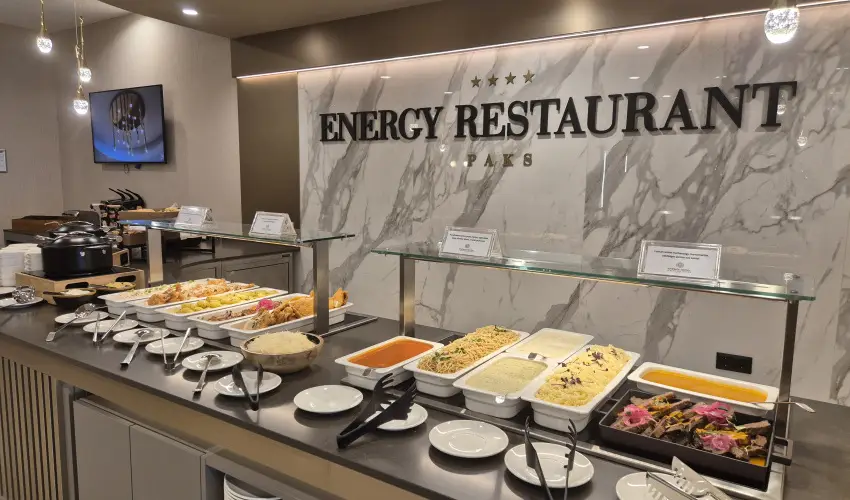Hotel Energy & Business Center superior Paks - Kedvezm�nyes �r csal�dok r�sz�reak reggelis ell�t�ssal (1 �jt�l)