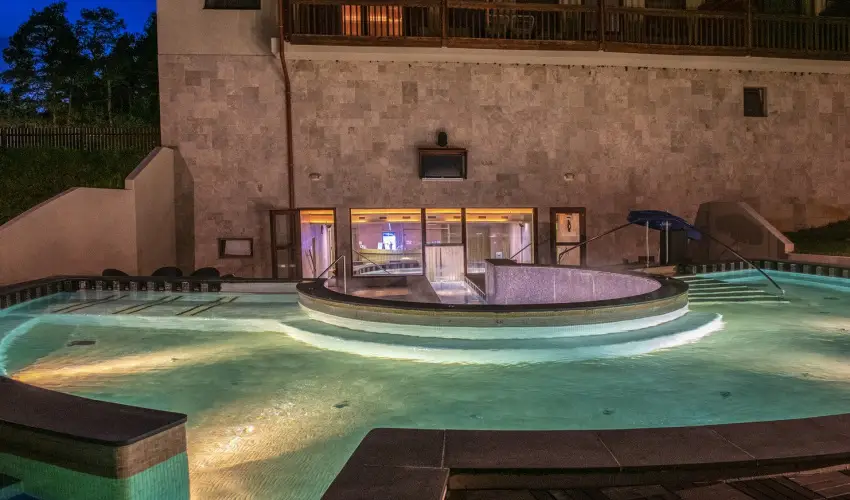 Erdspuszta Club Hotel Debrecen - Romantikus pillanatok (min. 2 j)