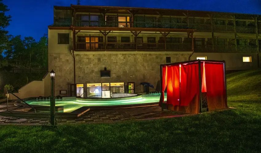 Erdspuszta Club Hotel Debrecen - Romantikus pillanatok (min. 2 j)