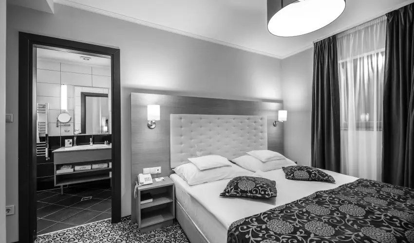 Erd�spuszta Club Hotel Debrecen - Romantikus pillanatok (min. 2 �j)