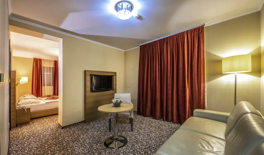 Erdspuszta Club Hotel Debrecen - Romantikus pillanatok (min. 2 j)