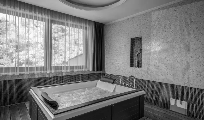 Erd�spuszta Club Hotel Debrecen - Romantikus pillanatok (min. 2 �j)