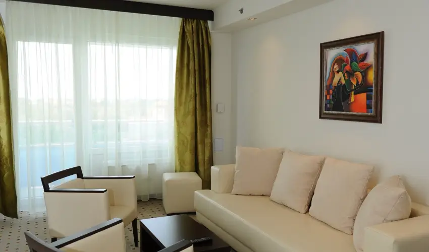 Hunguest Hotel Gyula Gyula - Kedvezmnyes flpanzis ajnlat frdbelpvel (min. 2 j)