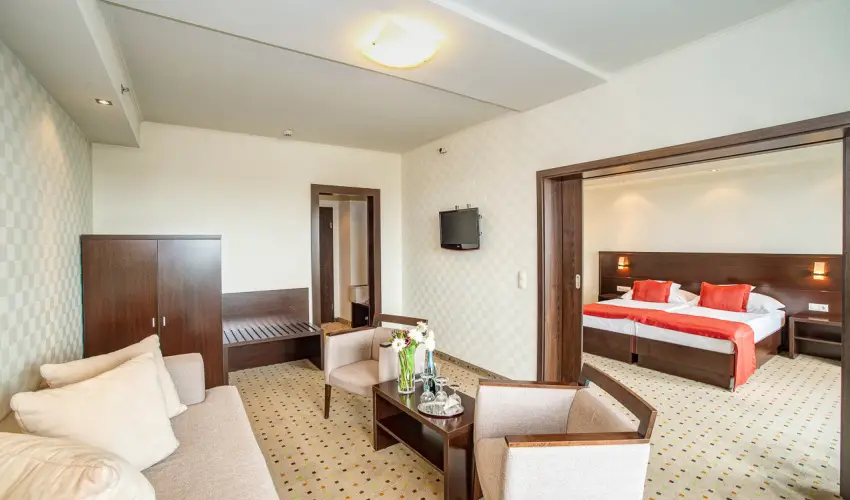 Hunguest Hotel Gyula Gyula - Kedvezmnyes flpanzis ajnlat frdbelpvel (min. 2 j)