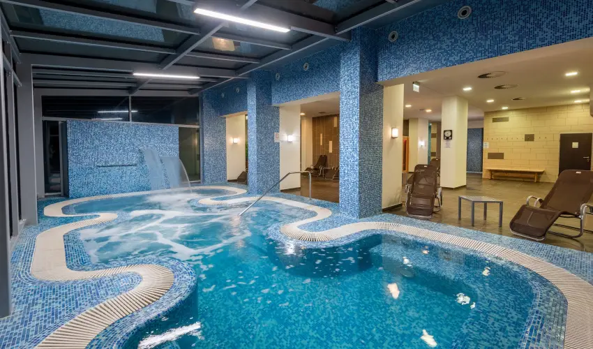 Hunguest Hotel Gyula Gyula - Kedvezmnyes flpanzis ajnlat frdbelpvel (min. 2 j)