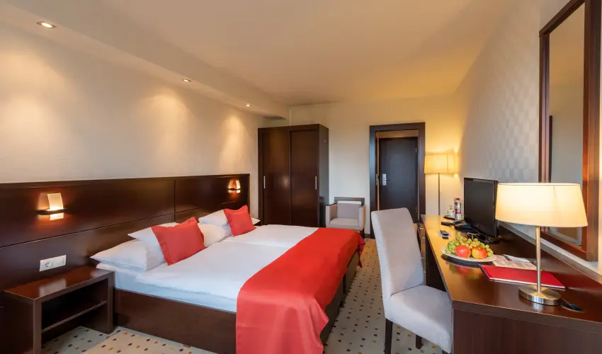 Hunguest Hotel Gyula Gyula - Kedvezmnyes flpanzis ajnlat frdbelpvel (min. 2 j)