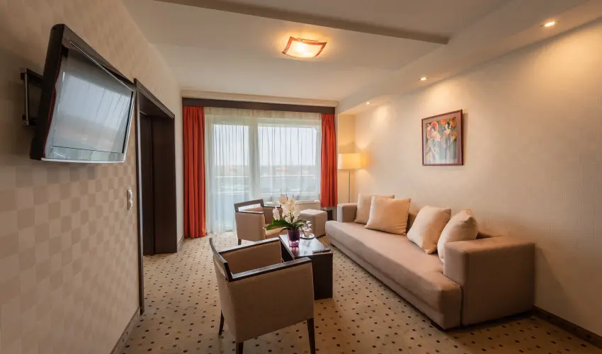 Hunguest Hotel Gyula Gyula - Kedvezmnyes flpanzis ajnlat frdbelpvel (min. 2 j)