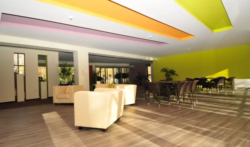 Hotel Eurpa Gunaras Dombvr - Kedvezmnyes r csaldok rszreak nelltssal (1 jtl)