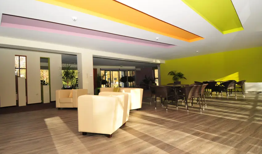 Hotel Eurpa Gunaras Dombvr - Kedvezmnyes r csaldok rszreak nelltssal (1 jtl)