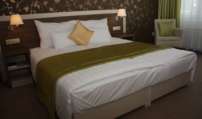 Hotel Eurpa Gunaras Dombvr - Kedvezmnyes r csaldok rszreak nelltssal (1 jtl)