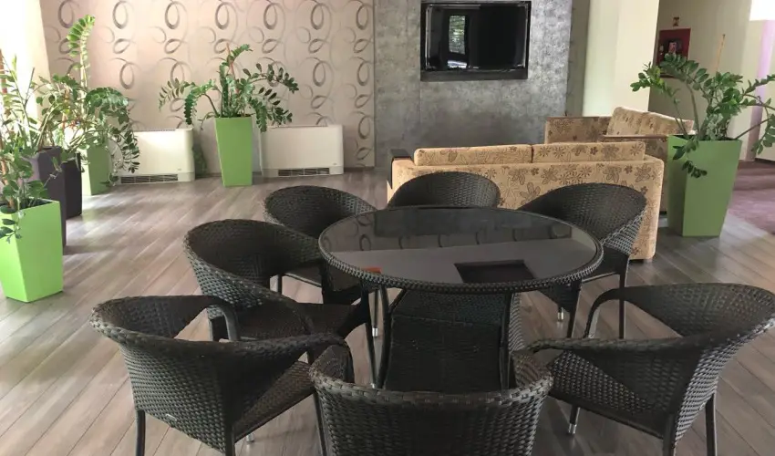 Hotel Eurpa Gunaras Dombvr - Kedvezmnyes r csaldok rszreak nelltssal (1 jtl)