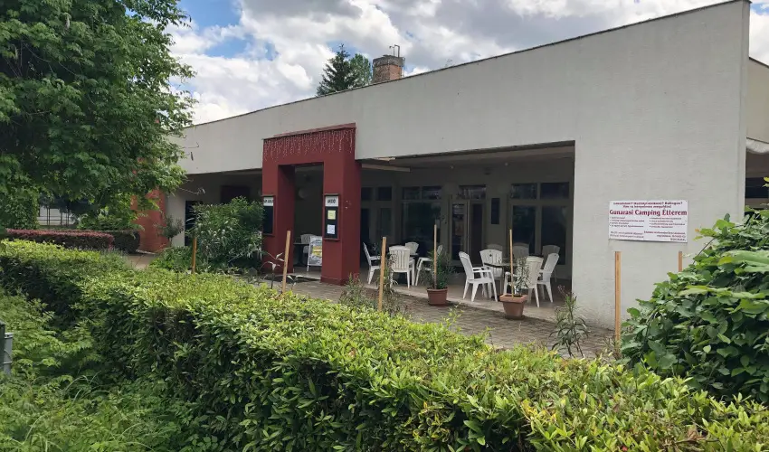 Hotel Eurpa Gunaras Dombvr - Kedvezmnyes r csaldok rszreak nelltssal (1 jtl)