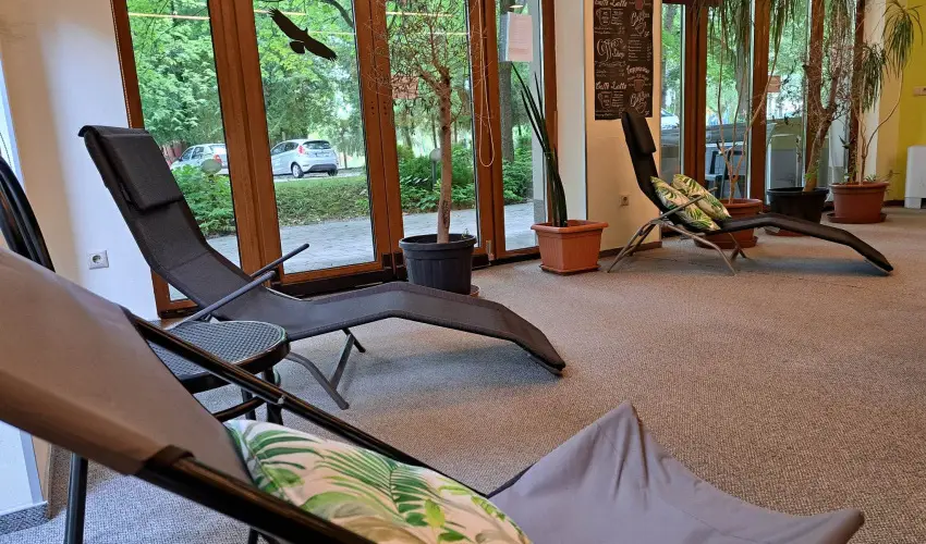 Hotel Eurpa Gunaras Dombvr - Kedvezmnyes r csaldok rszreak nelltssal (1 jtl)