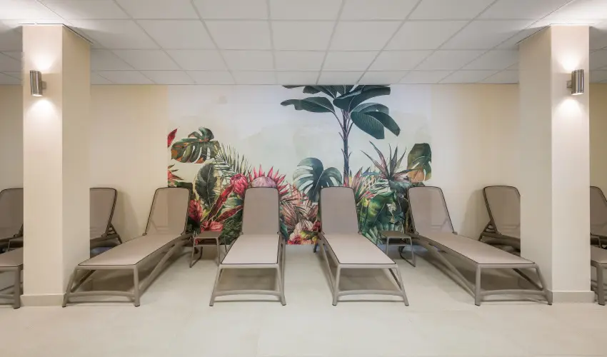 Hunguest Hotel Fl�ra Eger - Okt�ber 23. hossz� h�tv�ge (min. 3 �j)