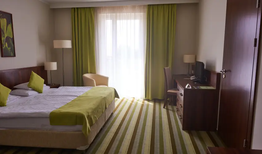 Hotel Ginkgo Hdmezvsrhely - Kedvezmnyes r csaldok rszreak reggelis elltssal (1 jtl)