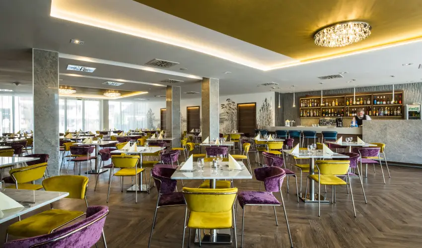 Hotel Golden Lake Resort Balatonfred - Kedvezmnyes r csaldok rszre flpanzis elltssal (1 jtl)