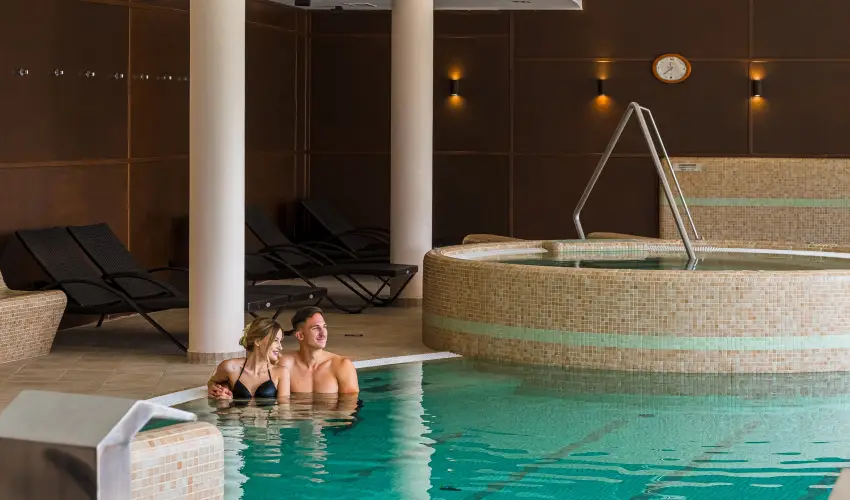 Hotel Golden Lake Resort Balatonfred - Kedvezmnyes r csaldok rszre flpanzis elltssal (1 jtl)