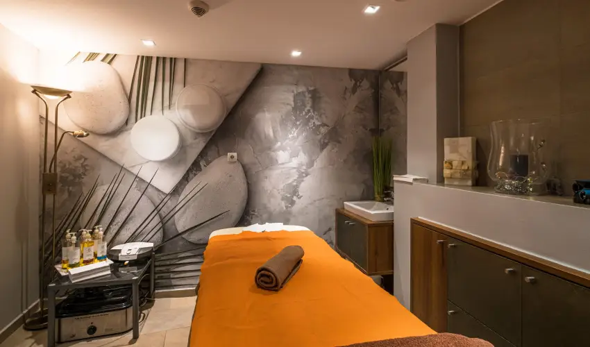 Hotel Golden Lake Resort Balatonfred - Kedvezmnyes r csaldok rszre flpanzis elltssal (1 jtl)