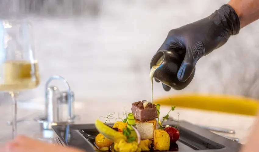 Hotel Golden Lake Resort Balatonfred - Kedvezmnyes r csaldok rszre flpanzis elltssal (1 jtl)