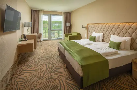 Greenfield Hotel Golf & Spa - Kedvezm�nyes �r csal�dok r�sz�reak f�lpanzi�s ell�t�ssal (1 �jt�l)