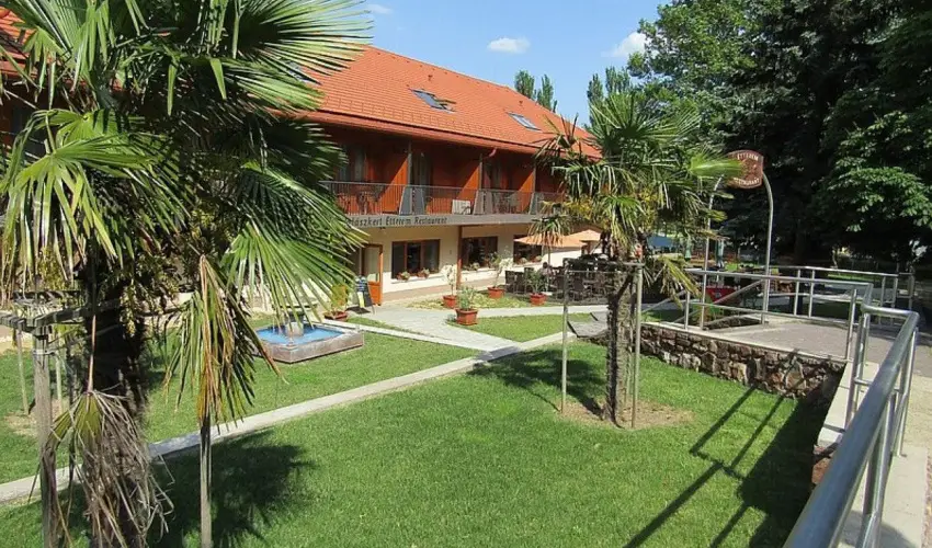 Hotel Halszkert Badacsony - Legjobb r (min. 4 j)