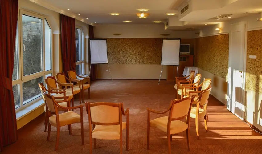 Hasik Hotel D�br�nte - Kedvezm�nyes �r f�lpanzi�val (min. 2 �j)