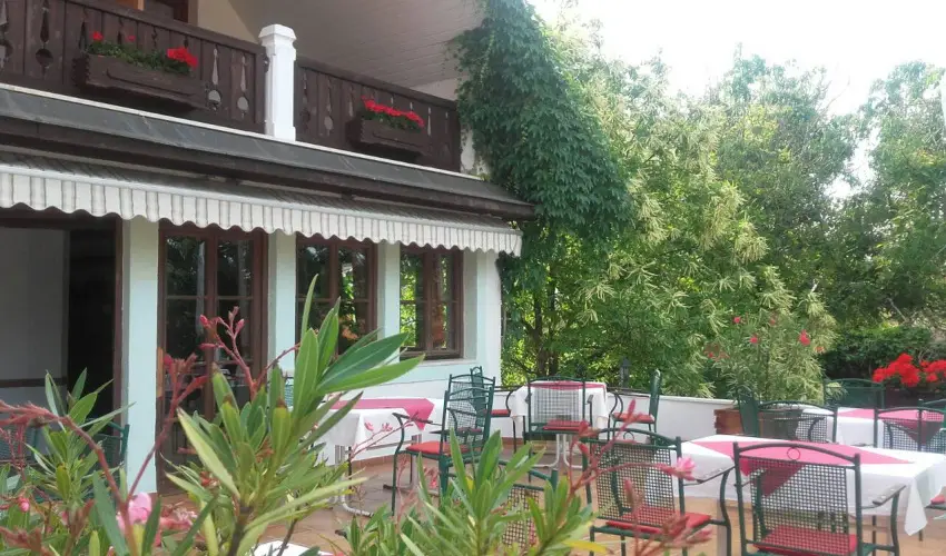 Hasik Hotel D�br�nte - Kedvezm�nyes �r f�lpanzi�val (min. 2 �j)