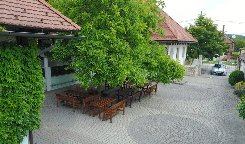 Hasik Hotel D�br�nte - Kedvezm�nyes �r f�lpanzi�val (min. 2 �j)