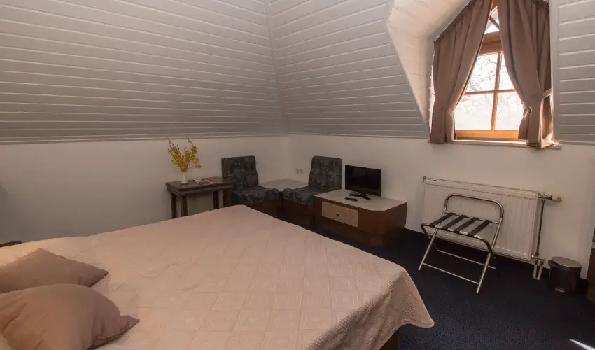 Hasik Hotel D�br�nte - Kedvezm�nyes �r f�lpanzi�val (min. 2 �j)