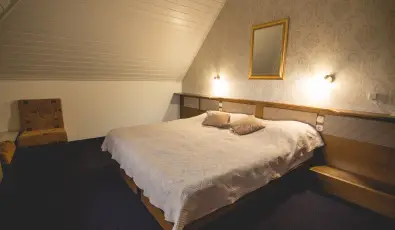 Hasik Hotel D�br�nte